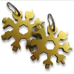 18-in-1 Snowflake Multi-Tool Keychain